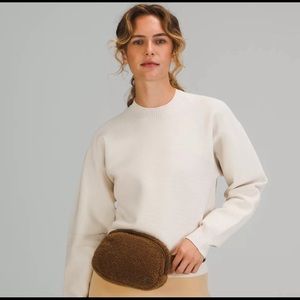 SOLD NWT Lululemon Everywhere Belt Bag Fleece